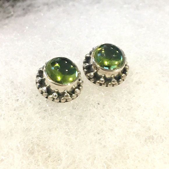 SILPADA Green Peridot Cabochon Sterling Silver Earrings P1401 NWOT LAST PAIR! - Picture 5 of 13